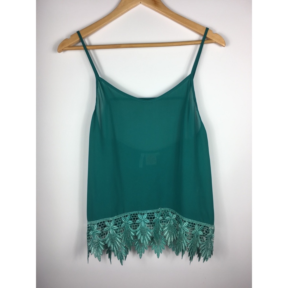 Pretty Green Top!